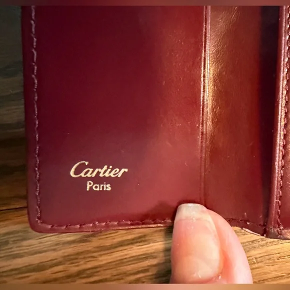 Cartier vintage Red Leather key Case with Gold Corner Accents - Picture 5 of 5